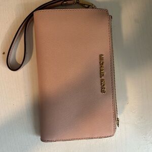 Michael Kors Blush Pink Wristlet